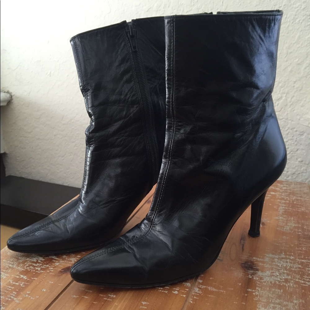 Stuart Weitzman tall ankle leather boots